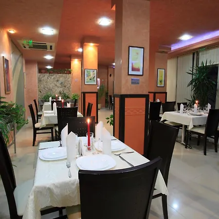 Hotel Boutique Rainbow 4