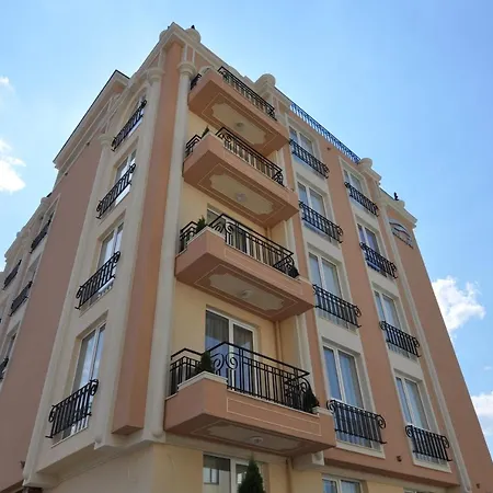 Boutique Rainbow 4 3* Sunny Beach