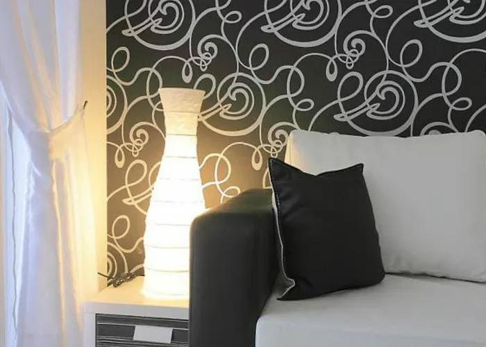 Boutique Rainbow 4 Hotel