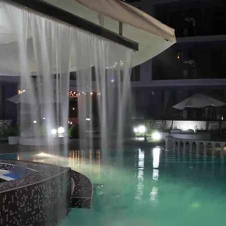 Boutique Rainbow 4 Hotel 3*